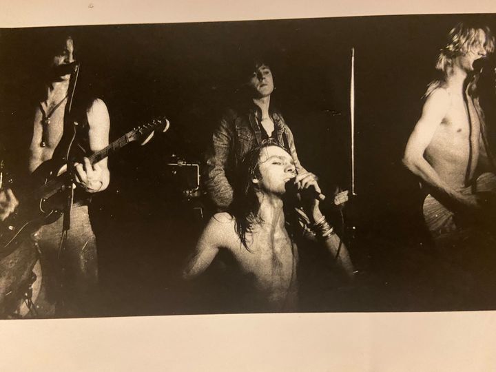 The Baby Snakes, 1990